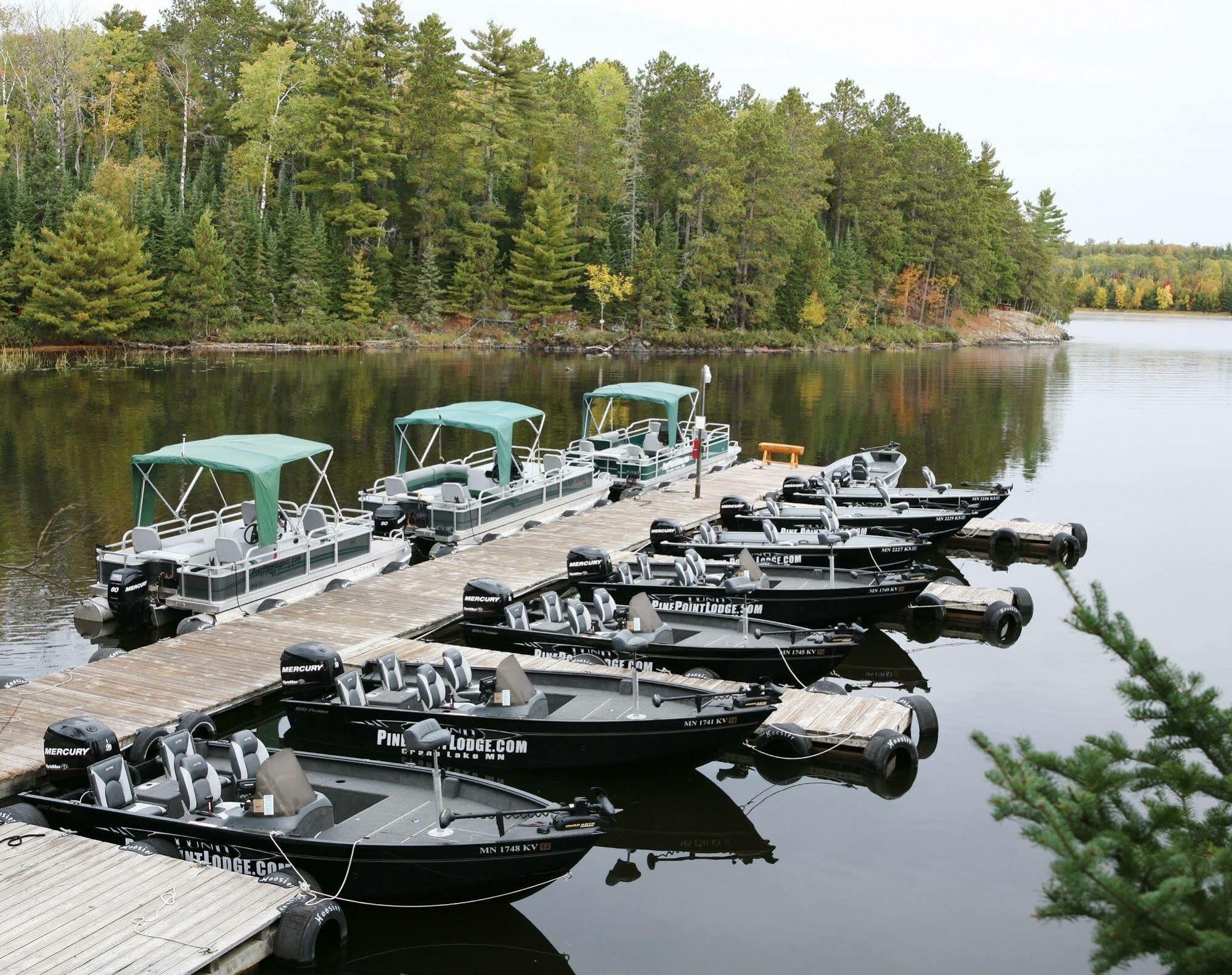 Pine Point Lodge Resort & Motel Crane Lake Exteriér fotografie