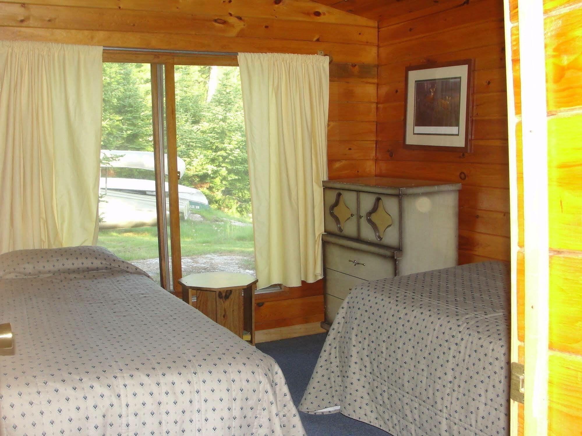 Pine Point Lodge Resort & Motel Crane Lake Exteriér fotografie